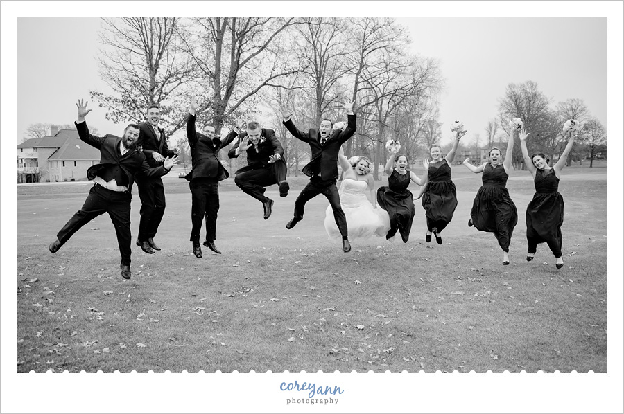 December Wedding at Chenoweth Golf Course