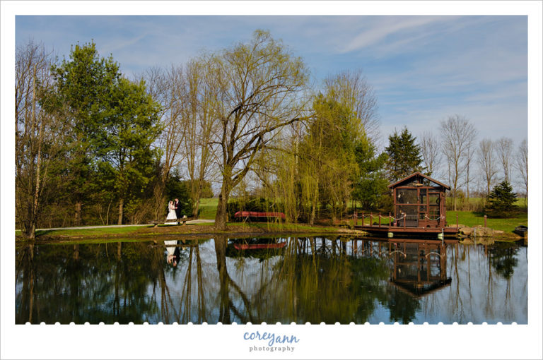 April Wedding at Country Cottage & Gardens