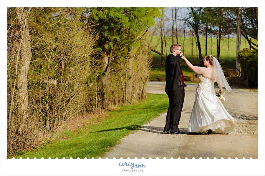 Country Cottage & Gardens Wedding in April