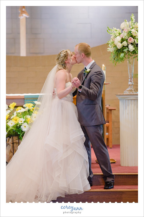 June Wedding Ceremony at Holy Angels in Chagrin Falls