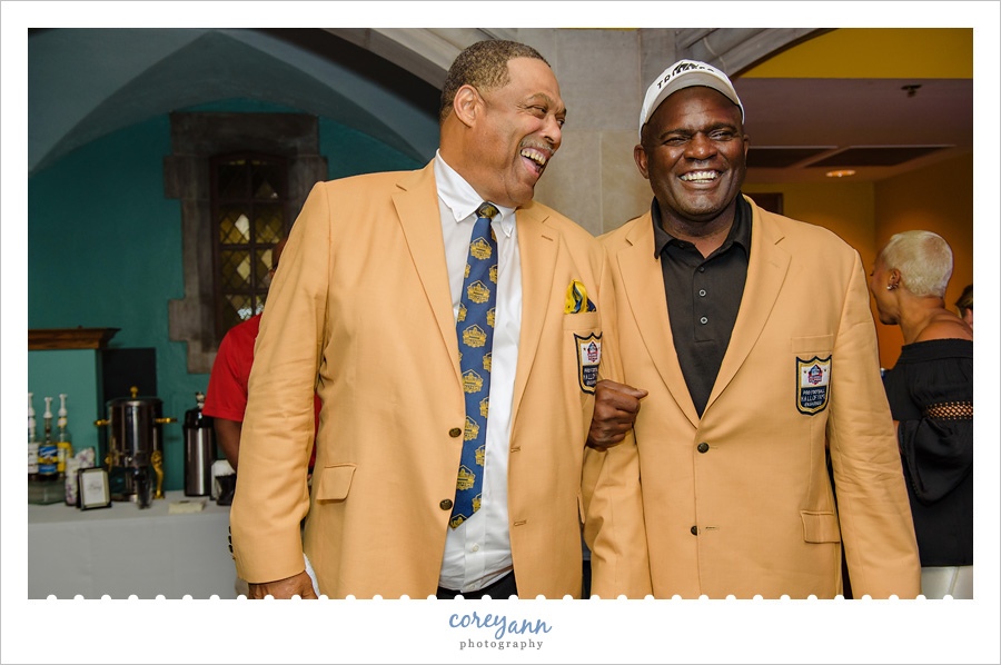 Robert Brazile Pro Football Hall of Fame