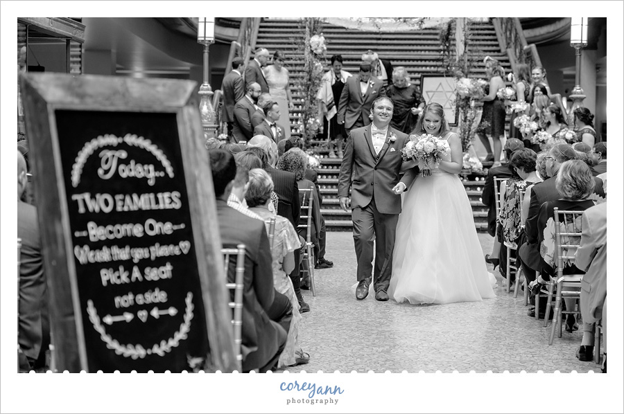 Jewish wedding ceremony in Cleveland at The Arcade