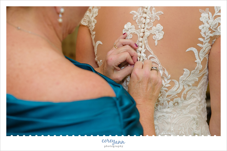 Bride Getting Ready for Wedding in Kirtland