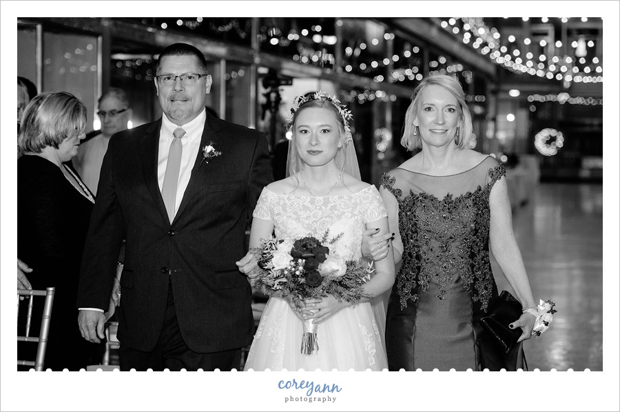 Wedding Ceremony at Hyatt Arcade in Cleveland