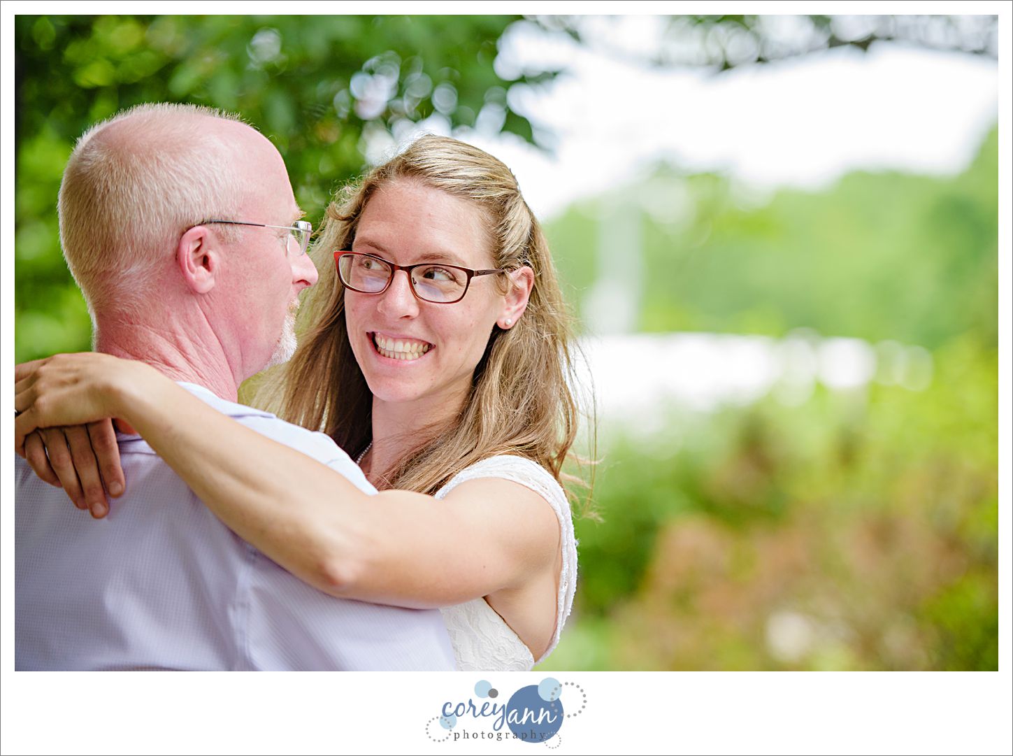 May wedding in Alliance Ohio