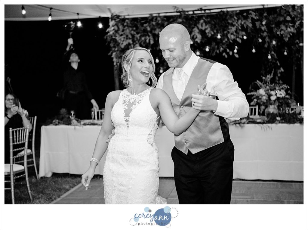 Outdoor wedding reception on a farm in Ohio