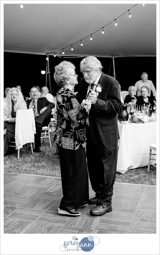 Outdoor wedding reception on a farm in Ohio