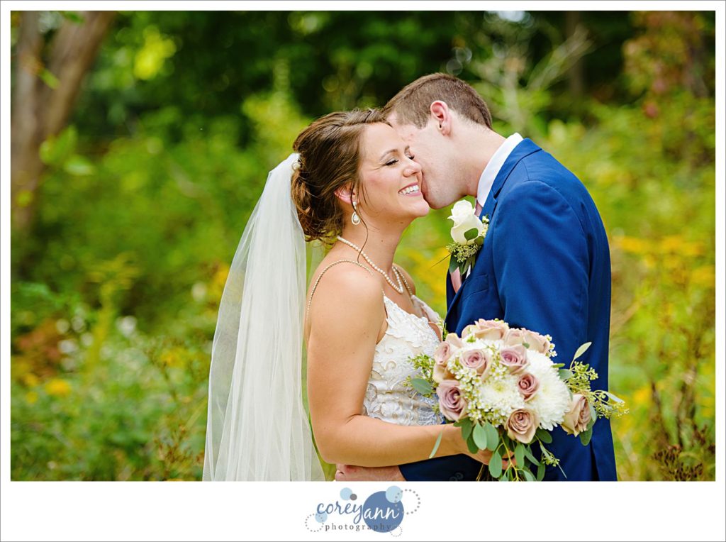 Bride and Groom wedding portrait in westfield center ohio