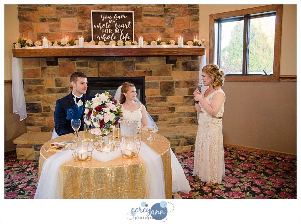 wedding reception at roses run country club in Stow Ohio