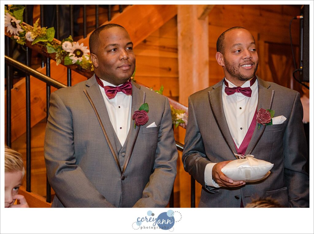 Wedding ceremony at Mapleside Farms in Ohio