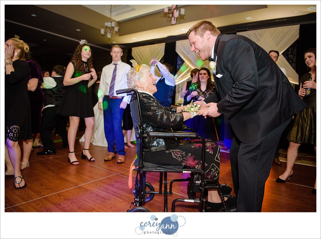 New Years Eve Wedding Reception at Embassy Suites in North Canton