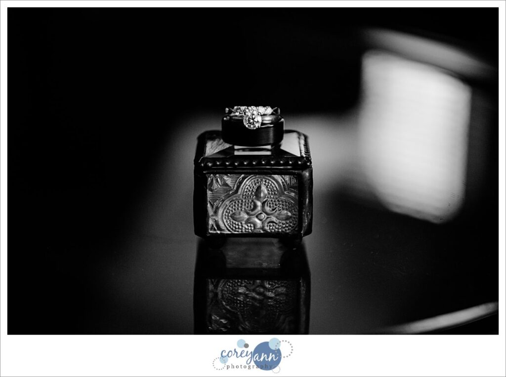 wedding rings on ring box