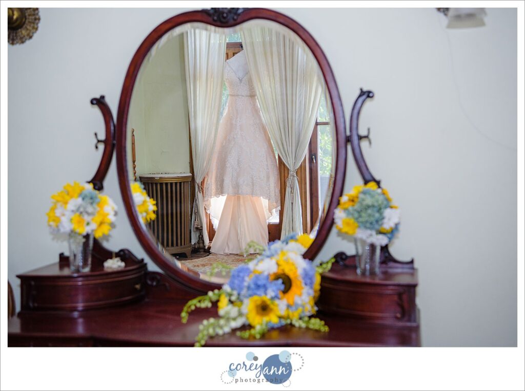 Bride getting ready for wedding at Massillon Women's Club