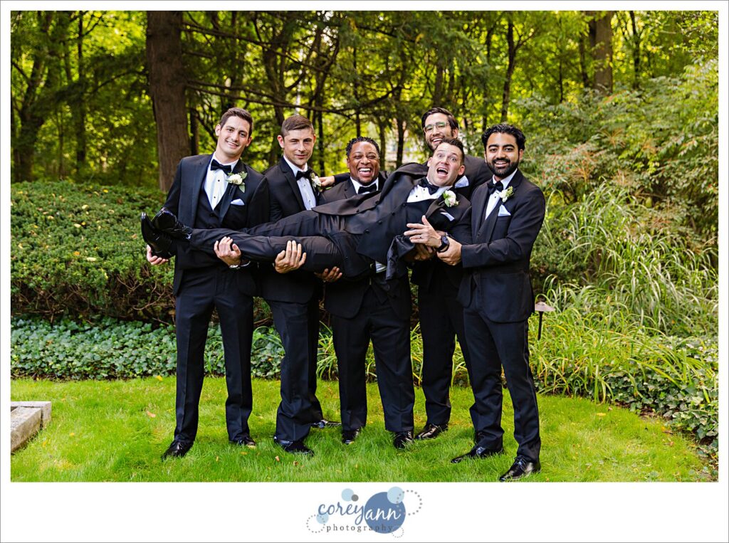 Wedding portraits at oneil house in Akron