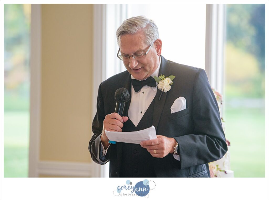 Wedding reception at Fairlawn Country Club in Ohio