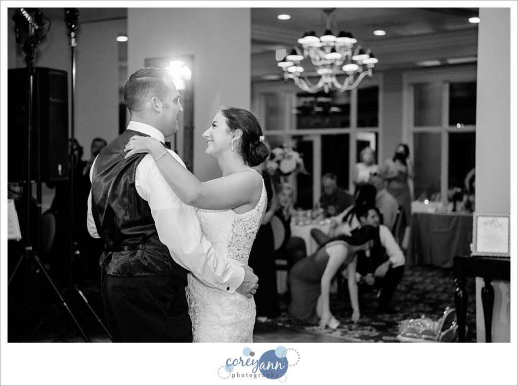 Wedding reception at Fairlawn Country Club in Ohio