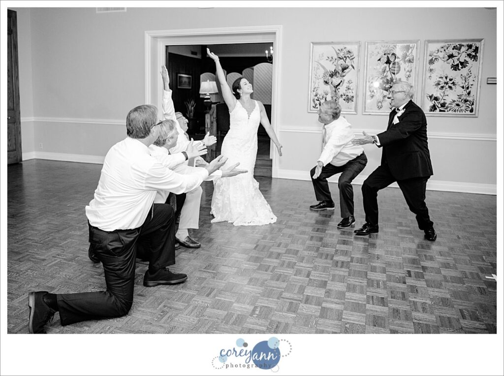 Wedding reception at Fairlawn Country Club in Ohio