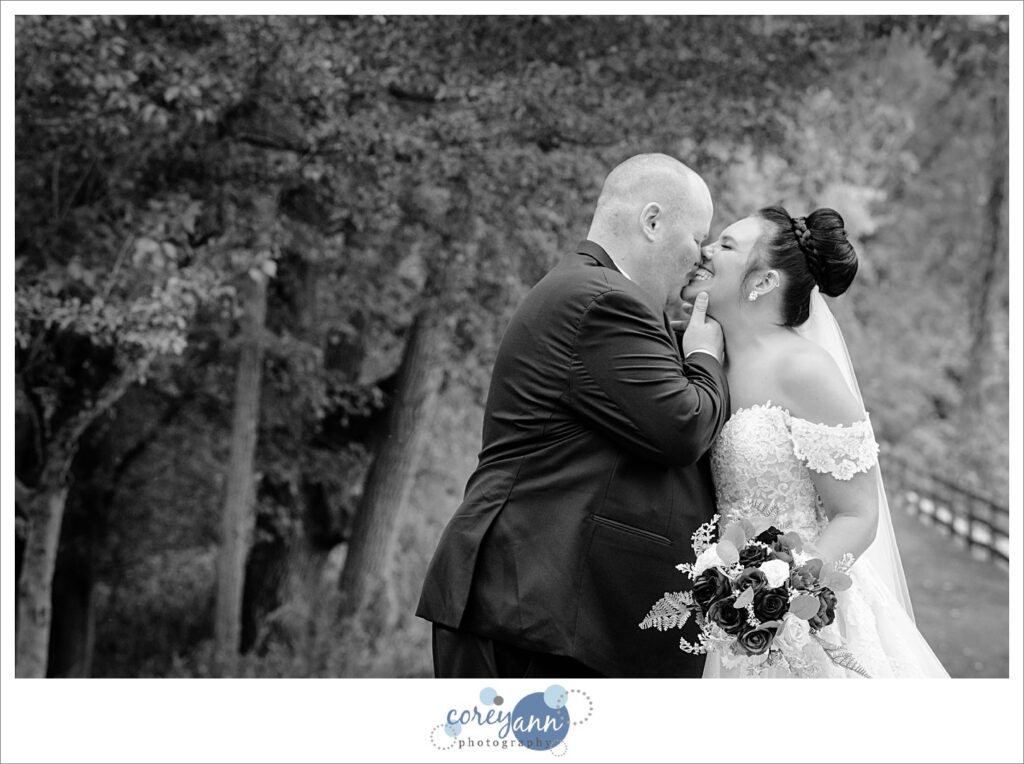 October wedding portraits in October at Chagrin River Park