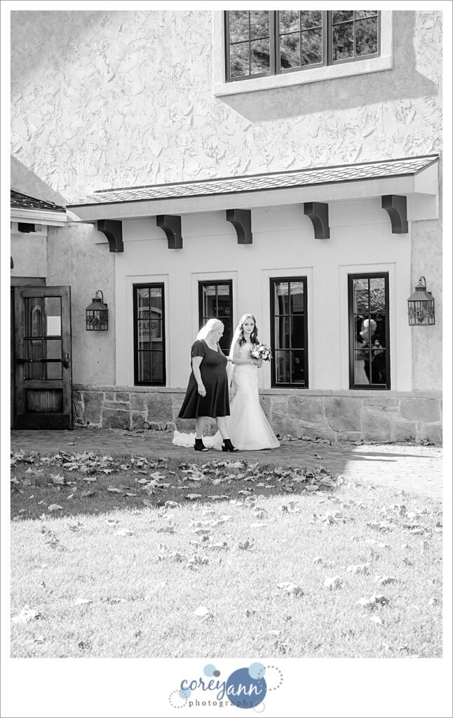 Wedding ceremony at Gervasi Vineyard in Canton Ohio