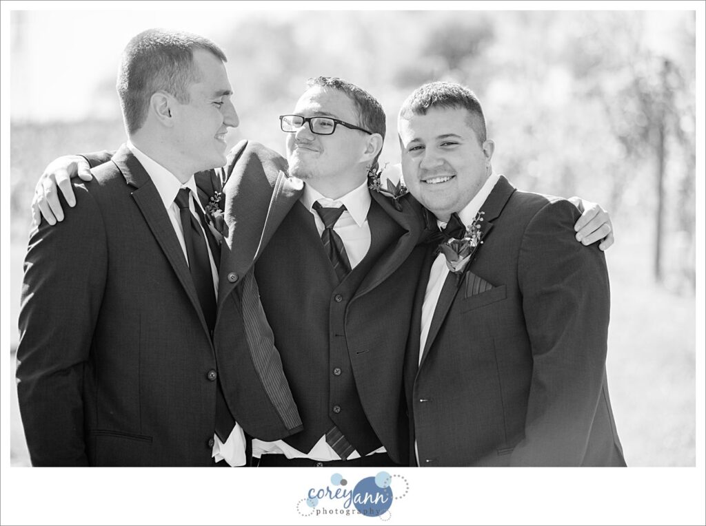 October Gervasi Vineyard wedding in Canton Ohio