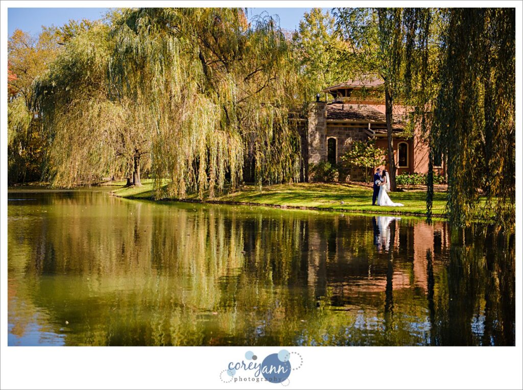 October Gervasi Vineyard wedding in Canton Ohio