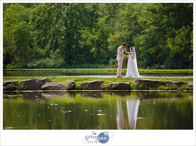 July wedding photos at Firestone Metro Park in Akron Ohio