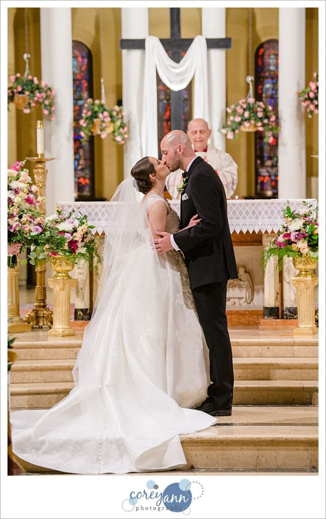 wedding ceremony at st joseph catholic church canton