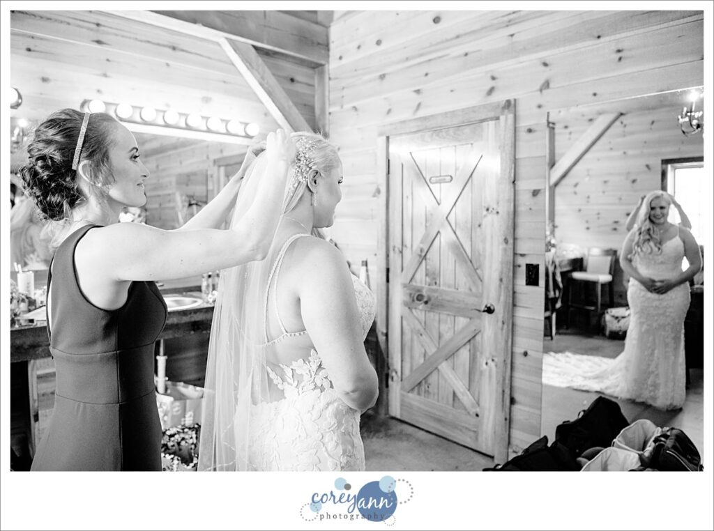 May wedding at Mapleside Farms in Ohio