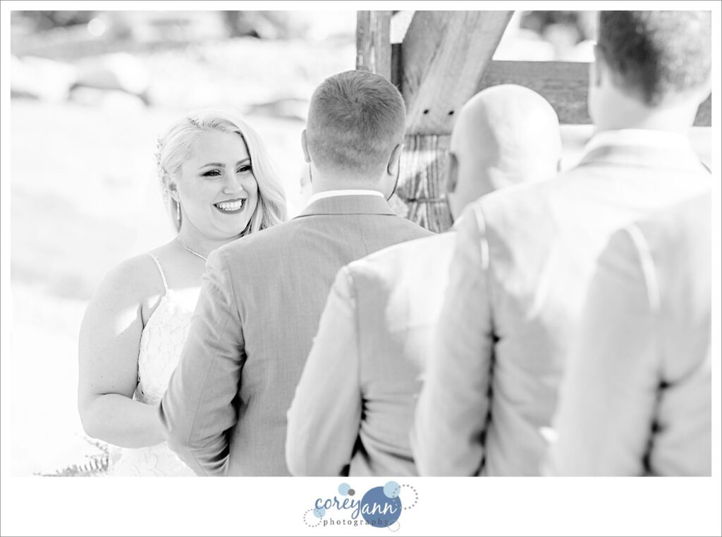 May wedding ceremony at Mapleside Farms in Ohio