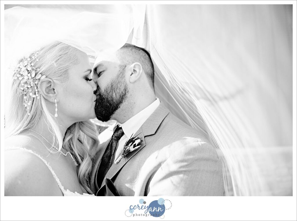 May wedding at Mapleside Farms in Ohio