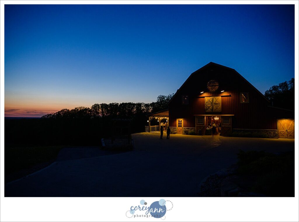May wedding reception at Mapleside Farms in Ohio