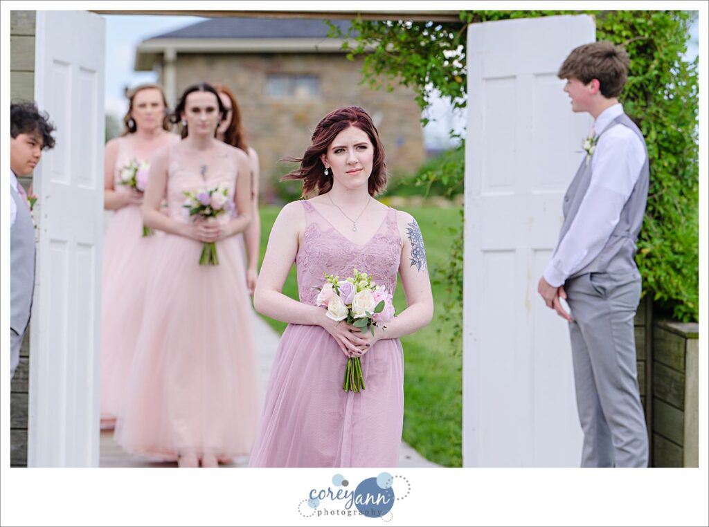 June outdoor wedding ceremony at Peacock Ridge