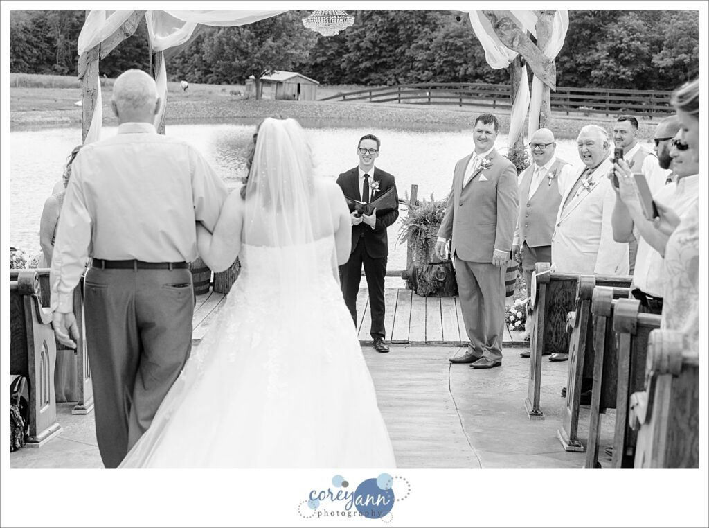 June outdoor wedding ceremony at Peacock Ridge