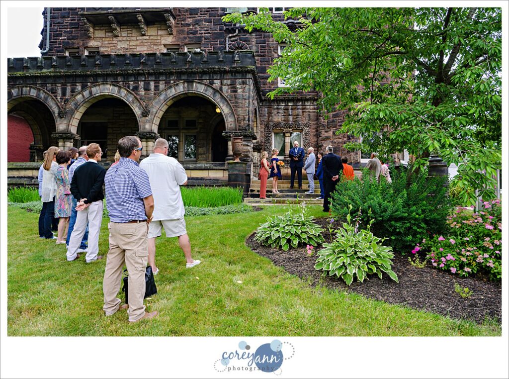 Outdoor wedding at Massillon Womens Club