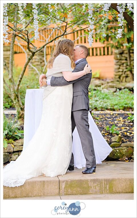 October wedding at Landoll's Mohican Castle