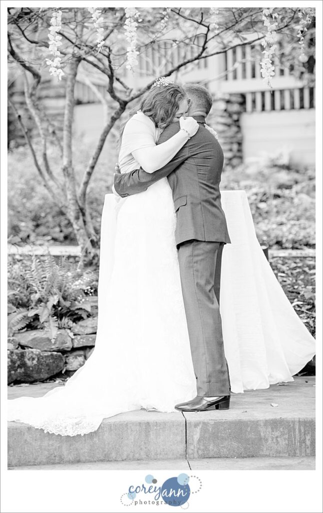 October wedding at Landoll's Mohican Castle