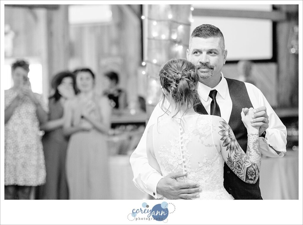 Wedding reception at Brookside Farm in Louisville Ohio