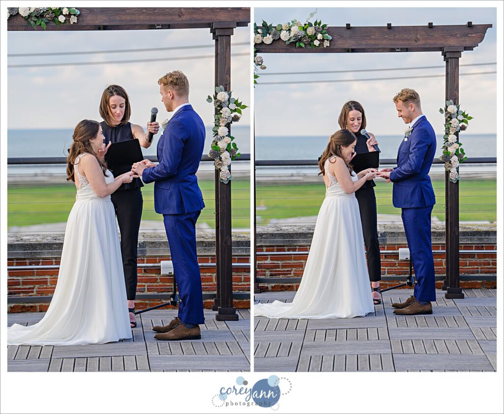 Rooftop wedding ceremony at Ariel International Center