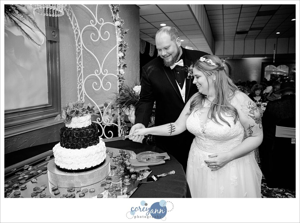 October wedding reception at DiVieste's Banquet Centre in Warren Ohio