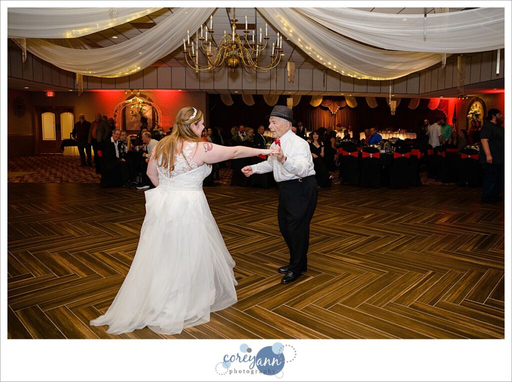 October wedding reception at DiVieste's Banquet Centre in Warren Ohio