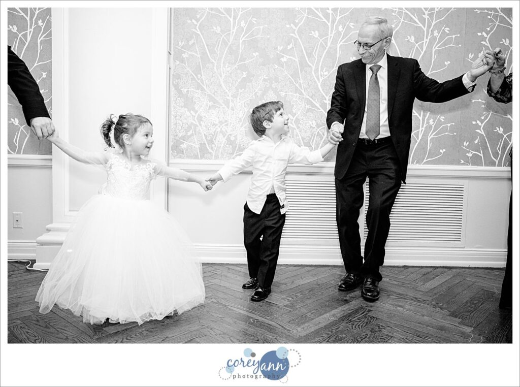 Winter wedding reception at Brookside Country Club in Canton Ohio