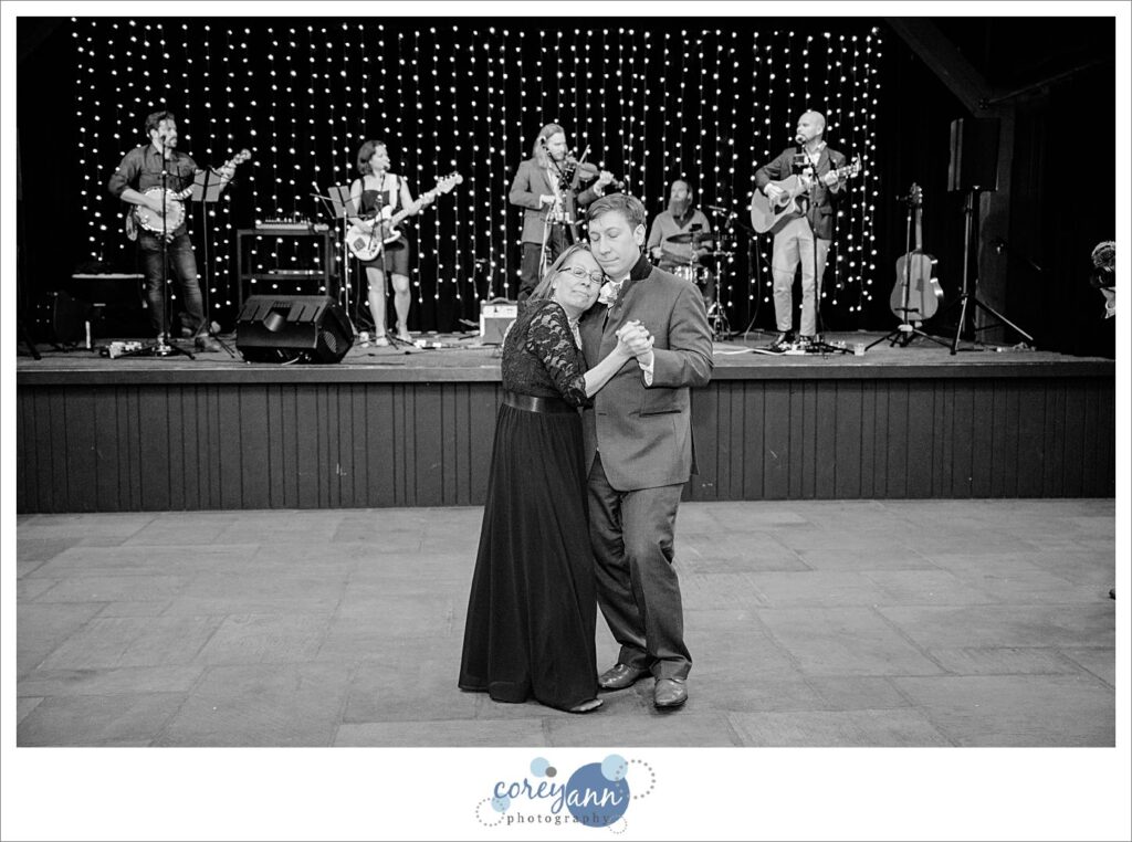 Wedding reception in March at Happy Days Lodge in Ohio