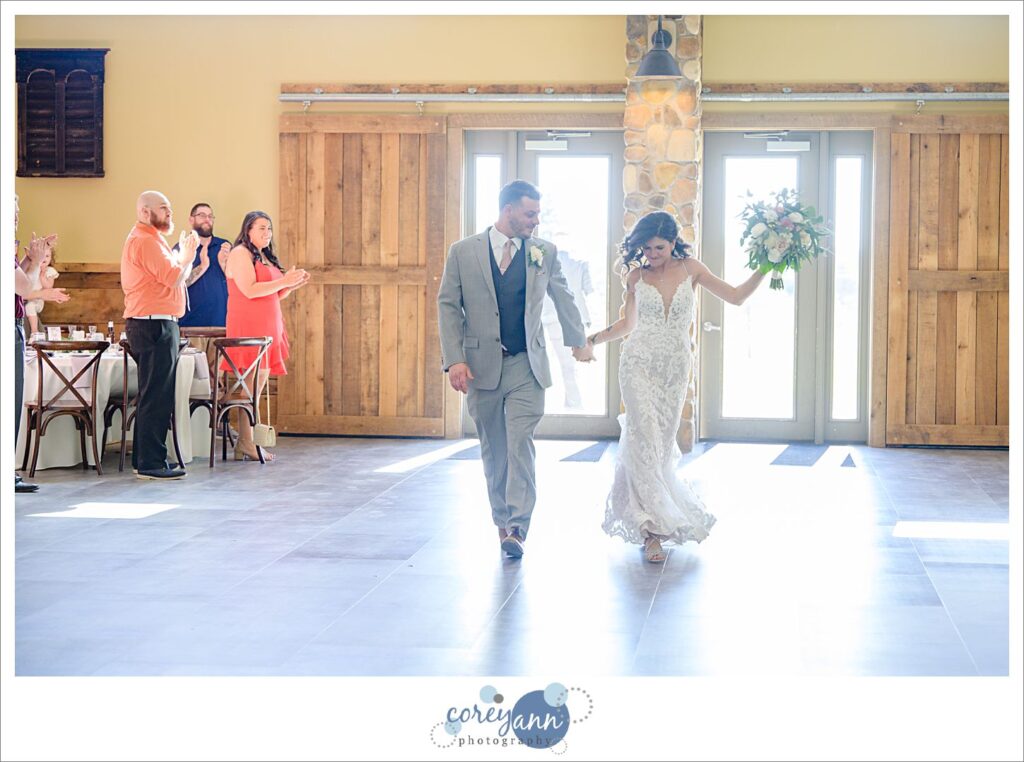 Wedding reception at Pine View Acres in Massillon Ohio