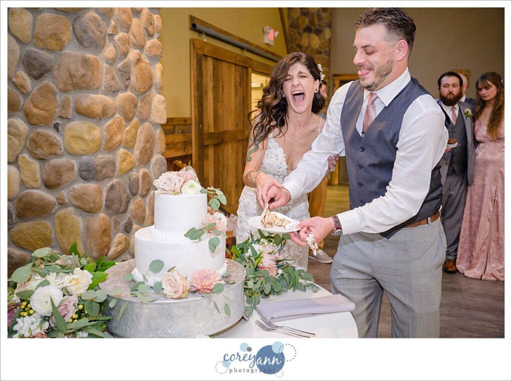 Wedding reception at Pine View Acres in Massillon Ohio