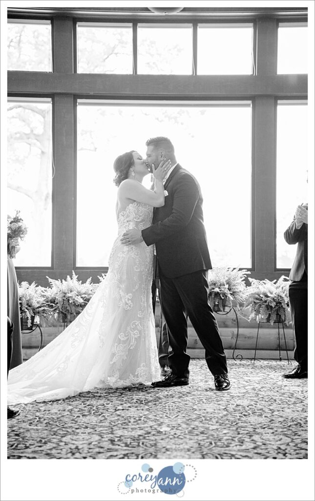 Wedding ceremony at Firestone Country Club in Akron Ohio
