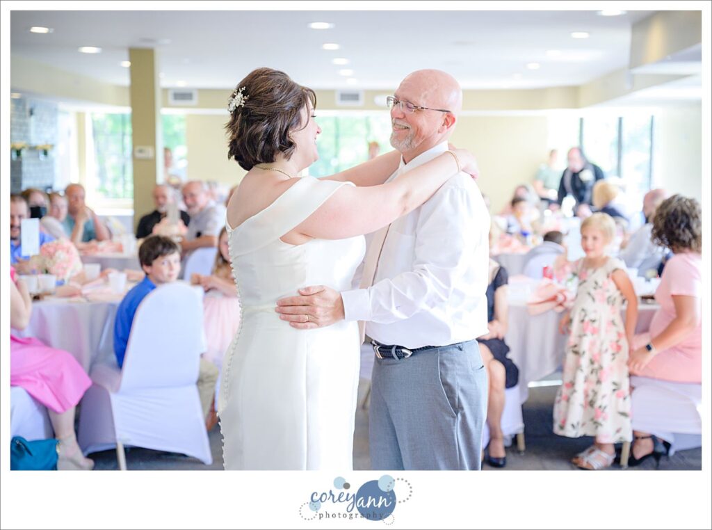 Wedding reception on Portage Lakes in Akron Ohio