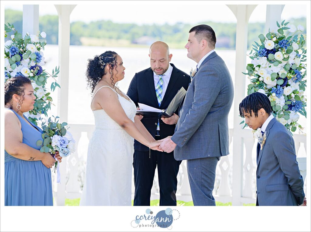 June wedding ceremony on the lake in Akron Ohio