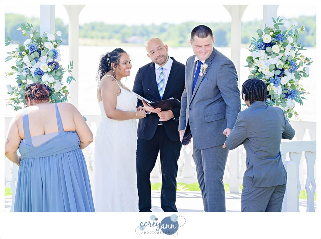 June wedding ceremony on the lake in Akron Ohio