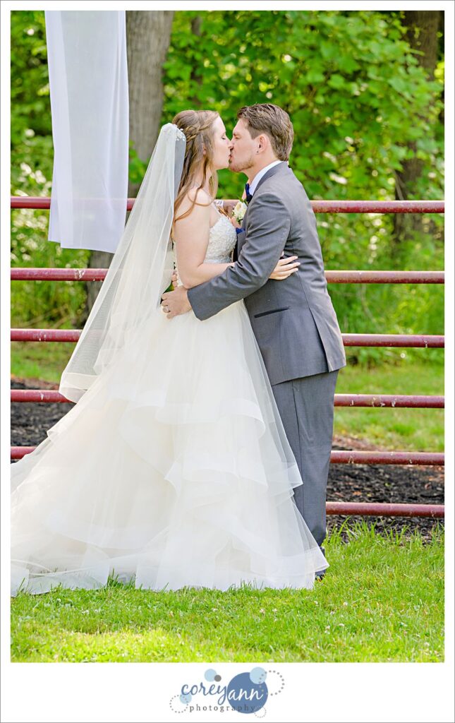 June outdoor wedding ceremony at Amy's Rustic Event Center in Valley City, Ohio