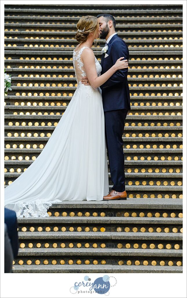 June wedding ceremony at Hyatt Regency Cleveland at The Arcade